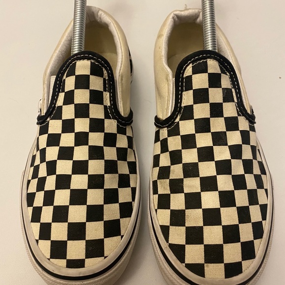 Checkboard Vans Slip On - Picture 2 of 4